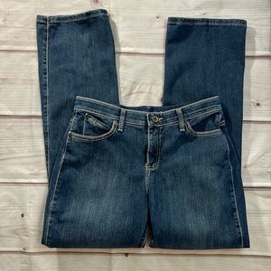 Q-Baby Jeans with No Gap Waistband